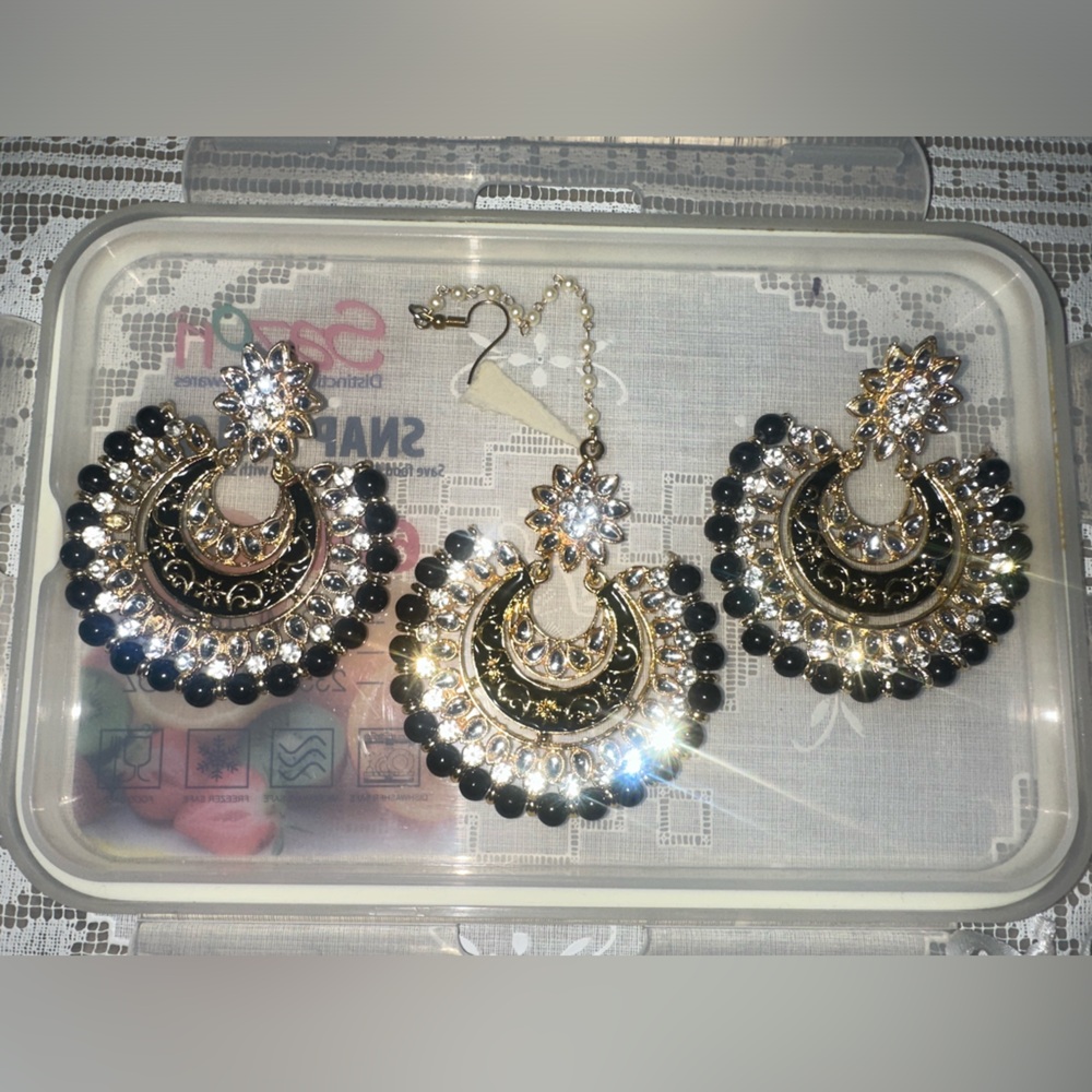 Pakistani Indian Gold and Black earrings & tikka set - OPEN TO ALL OFFERS